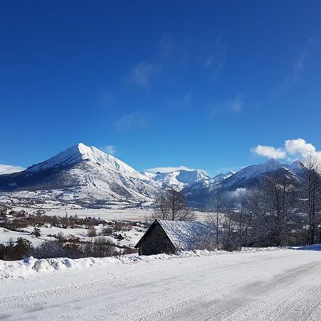 Les Hauts Des Auches Ancelle Exteriör bild
