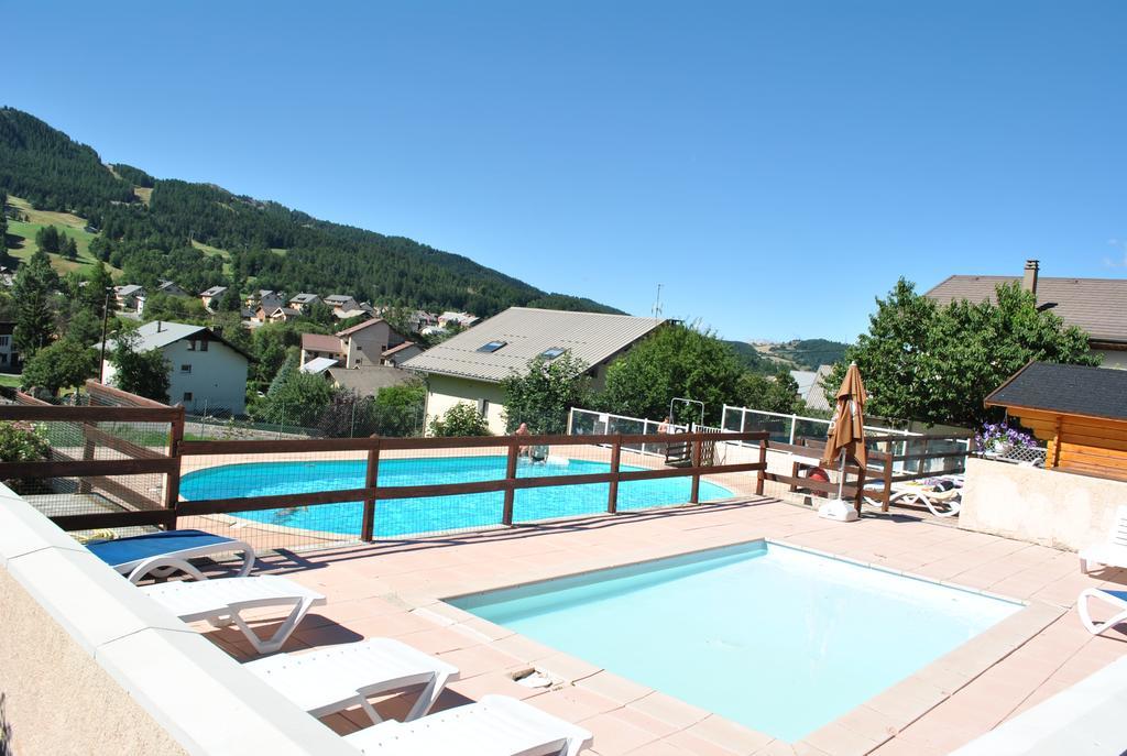 Les Hauts Des Auches Ancelle Exteriör bild